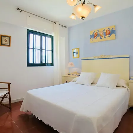 Apartment Alcaudon, - By Ac Real Isla Canela